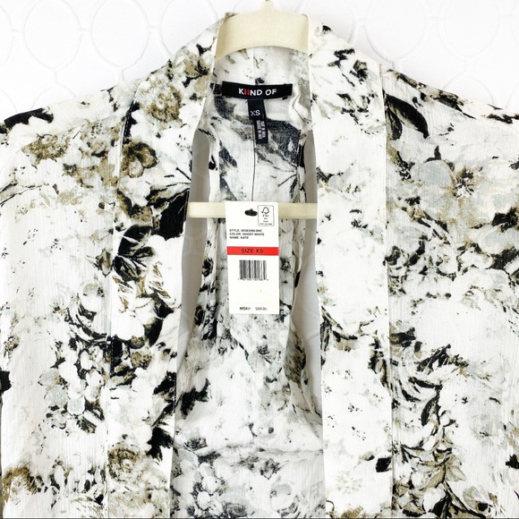 NWT Black Grey White Rose Floral Kimono XS - Picture 9 of 9